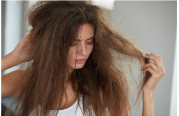 5 Simple And Effective Home Remedies Of Dry Hair To Try At Home